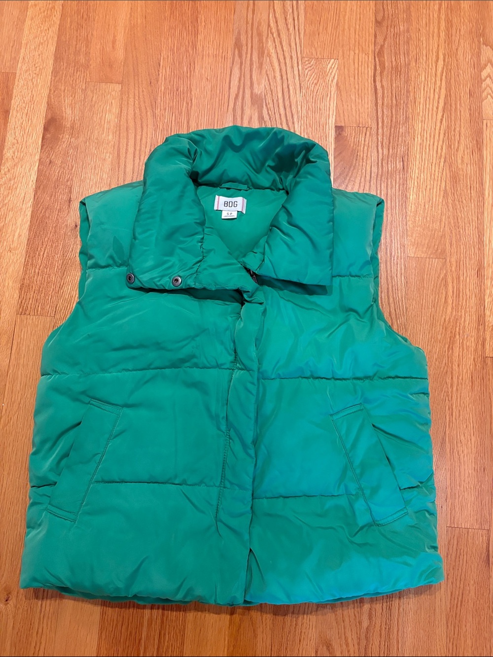 BDG Quilted Puffer Vest in Emerald